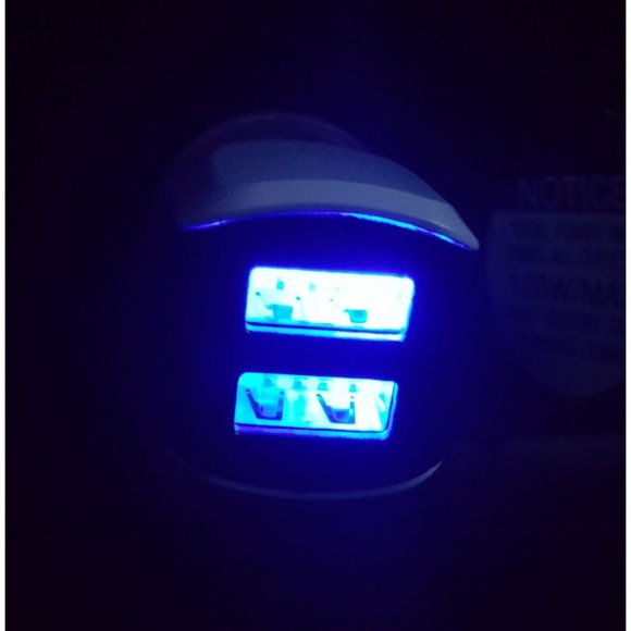 3Pack Dual Port Car Phone Charger with LED charging ports - Picture 3 of 3